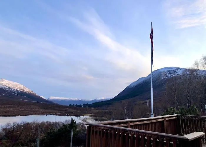 Peaceful Retreat In The Norwegian Mountains * Ulsteinvik